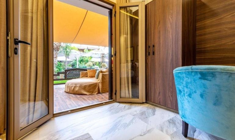 Junior Suite With Pool View